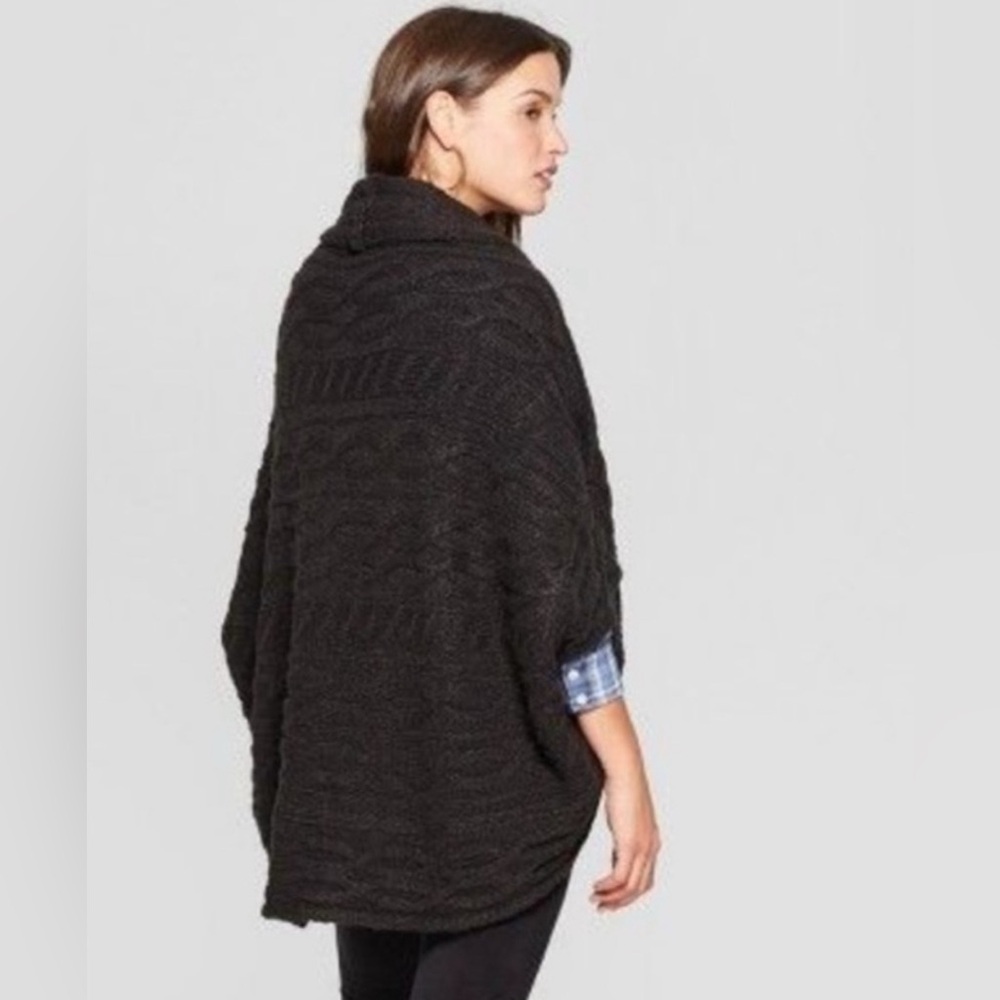 Universal Thread Knit Shawl Wrap - Picture 9 of 12